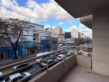 Departamento en Alquiler en San Cristobal (Jujuy al 1100) de 2 Amb