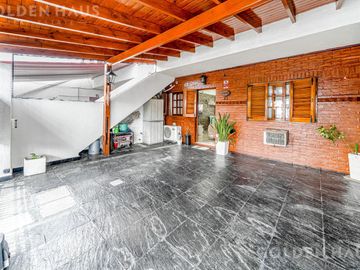 PH 3 ambientes con patio y cochera
