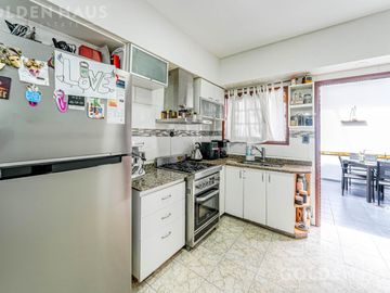 PH 3 ambientes con patio y cochera
