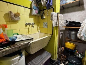 Venta de Casa De 3 Ambientes en Villa Bosch