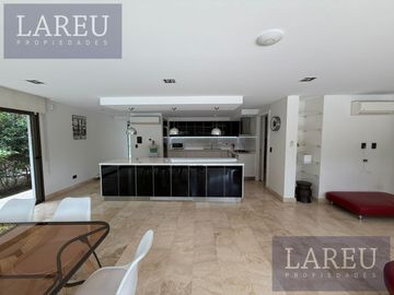 Casa en Venta, Barrio Privado El Barranco