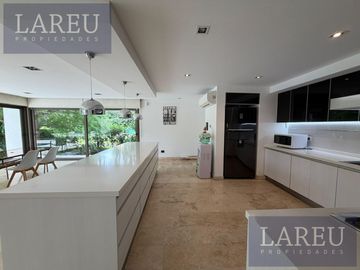 Casa en Venta, Barrio Privado El Barranco