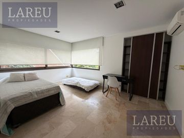Casa en Venta, Barrio Privado El Barranco