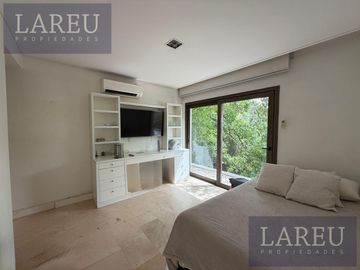 Casa en Venta, Barrio Privado El Barranco
