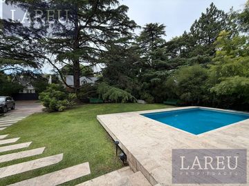 Casa en Venta, Barrio Privado El Barranco