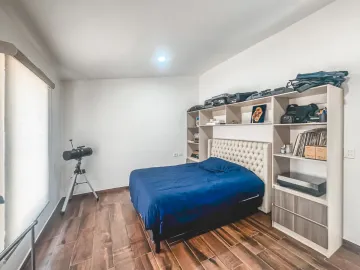 CASA EN VENTA CON 436 M²  DE TERRENO Y JARDÍN EN SANTA CRUZ GUADALUPE, PUEBLA