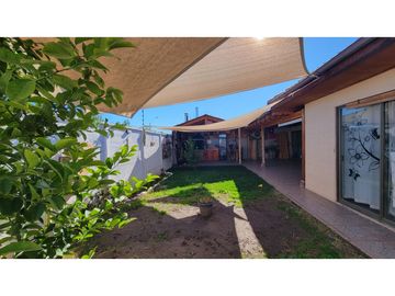 Venta casa Condominio Los Solares, Esteban 4D 2B