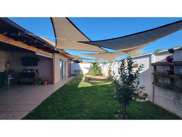Venta casa Condominio Los Solares, Esteban 4D 2B