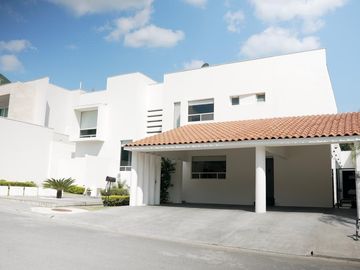 Casa en Venta Fraccionamiento en Club de Golf La Herradura
