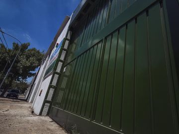 Depósito en Mataderos
