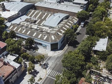 Depósito en Mataderos
