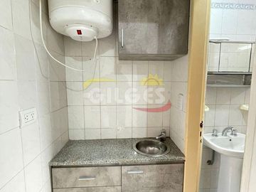 Alquiler de Oficina 1 Ambiente en Ramos Mejia  Céntrica