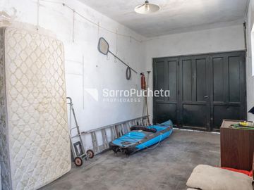 Venta casa 4 ambientes con cochera y patio en Villa Sarmiento