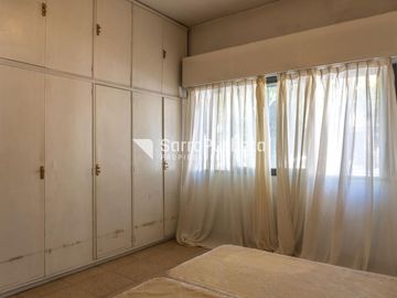 Venta casa 4 ambientes con cochera y patio en Villa Sarmiento