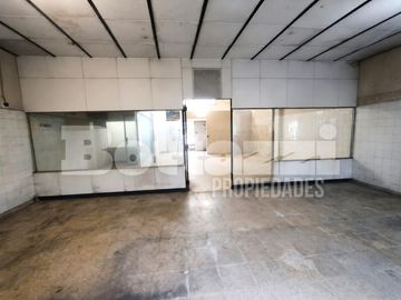 Depósito en pleno centro de Banfield VARIOS DESTINOS