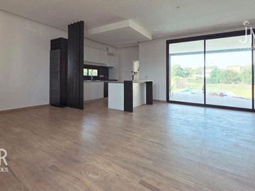 CASA EN VENTA SANTA ELENA PILAR DEL ESTE | 3 DORM + ESTUDIO | A ESTRENAR | FONDO AL ARROYO
