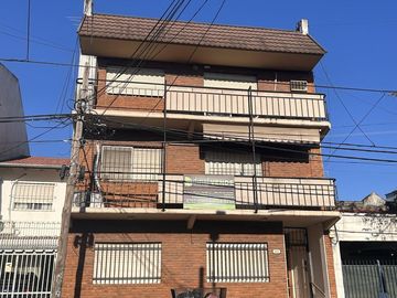 Departamento en venta de  3 ambientes en Villa Ballester con balcón