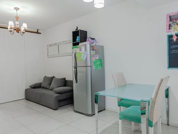 VENTA DEPARTAMENTO 2 AMBIENTES CON BAULERA  Y COCHERA OPCIONAL EN CONSTITUCION/ MONSERRAT