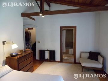 Casa en venta de 6 dormitorios en Lomas de San Isidro