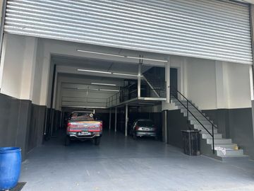 ALQUILER | LOCAL CON DEPOSITO | EXCELENTE UBICACIÓN | A ESTRENAR