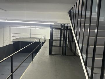 ALQUILER | LOCAL CON DEPOSITO | EXCELENTE UBICACIÓN | A ESTRENAR