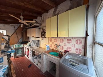 Casa cuatro ambientes en venta wilde chalet cochera