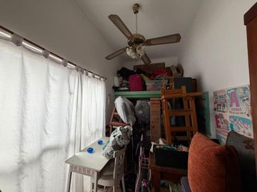Casa cuatro ambientes en venta wilde chalet cochera