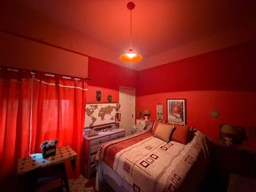 Casa cuatro ambientes en venta wilde chalet cochera