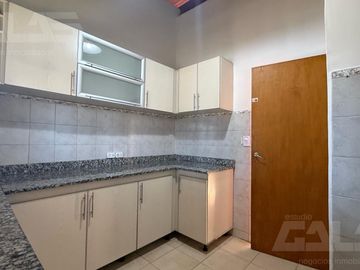 CASA | 4 AMBIENTES | PISCINA | TODO EN PLANTA BAJA | COCHERA DOBLE | ITUZAINGÓ NORTE