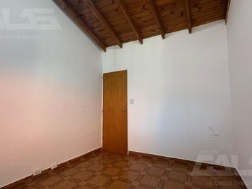 CASA | 4 AMBIENTES | PISCINA | TODO EN PLANTA BAJA | COCHERA DOBLE | ITUZAINGÓ NORTE