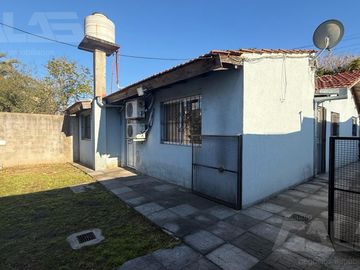 CASA | 4 AMBIENTES | PISCINA | TODO EN PLANTA BAJA | COCHERA DOBLE | ITUZAINGÓ NORTE