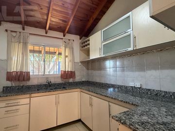 CASA | 4 AMBIENTES | PISCINA | TODO EN PLANTA BAJA | COCHERA DOBLE | ITUZAINGÓ NORTE