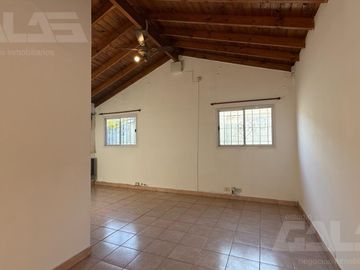 CASA | 4 AMBIENTES | PISCINA | TODO EN PLANTA BAJA | COCHERA DOBLE | ITUZAINGÓ NORTE