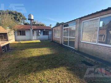 CASA | 4 AMBIENTES | PISCINA | TODO EN PLANTA BAJA | COCHERA DOBLE | ITUZAINGÓ NORTE