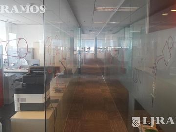 PISO AAA  - OFICINA