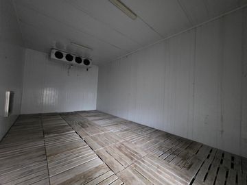 Depósito de 625 m2 en Alquiler en C. Luraschi y Ruta 6, Campana