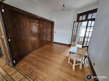 DEPARTAMENTO DE 3 AMBIENTES CON DEPENDENCIAS EN ALQUILER
