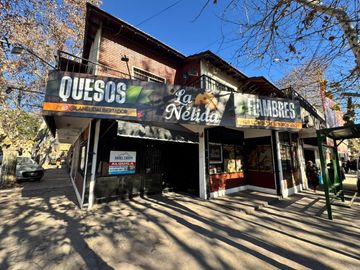 Local esquina alem y av. calle real