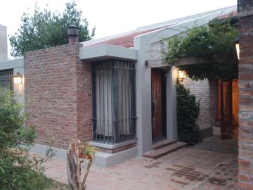 Casa 4 ambientes en venta en Ituzaingo
