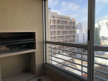 VENTA DEPARTAMENTO DE 1 AMBIENTE CON BAULERA  Y COCHERA OPCIONAL  EN CONSTITUCION/ MONSERRAT