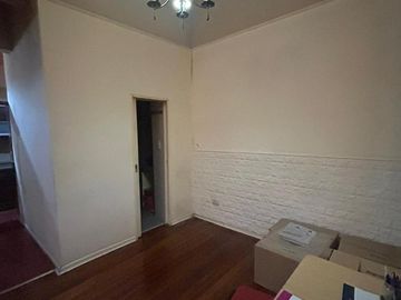 Venta Departamento 3 ambientes con patio en Constitución
