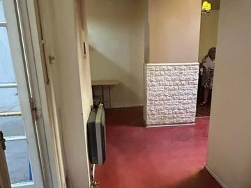 Venta Departamento 3 ambientes con patio en Constitución