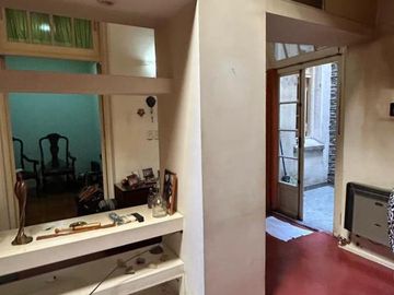 Venta Departamento 3 ambientes con patio en Constitución