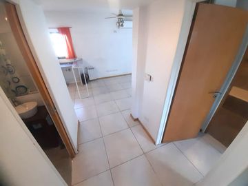 Departamento 3 ambientes con balcon y cochera - Florida Oeste