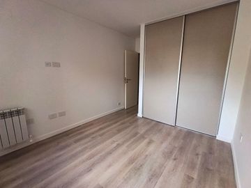 Departamento en venta de 2 dormitorios en Brown y España