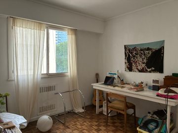 Artigas 300 Departamento de 3 amb en Flores VENTA