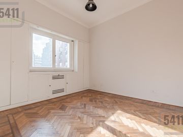 Venta Departamento 3 ambientes contrafrente con Balcon cerrado en Palermo