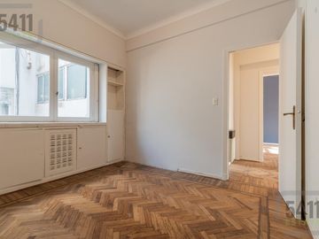 Venta Departamento 3 ambientes contrafrente con Balcon cerrado en Palermo