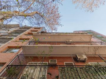 Venta Departamento 3 ambientes contrafrente con Balcon cerrado en Palermo