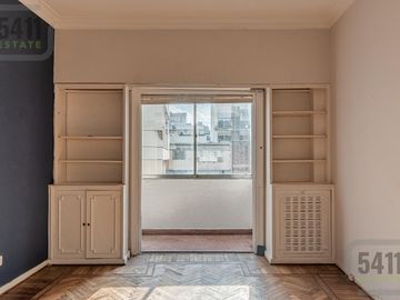 Venta Departamento 3 ambientes contrafrente con Balcon cerrado en Palermo